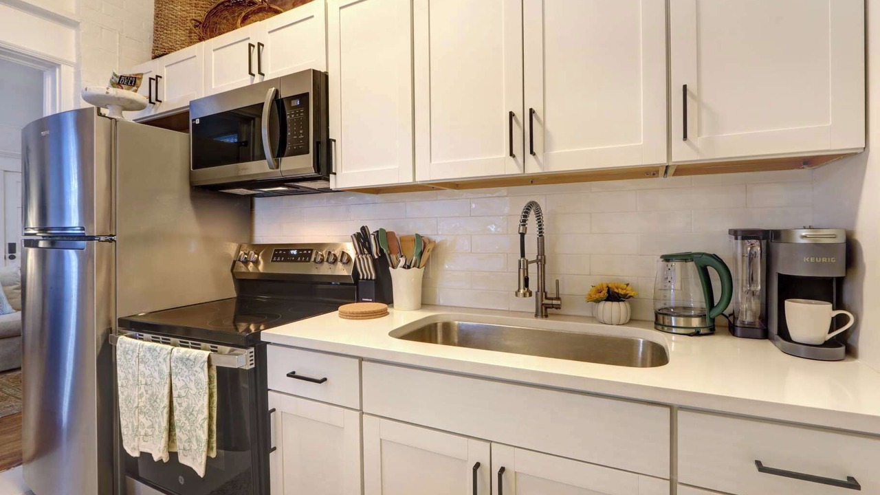 Photo of Kitchen in Thomas Square