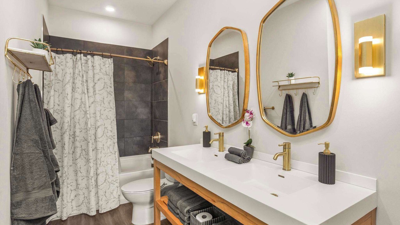 Photo of Bathroom in Rolling Mill Hill