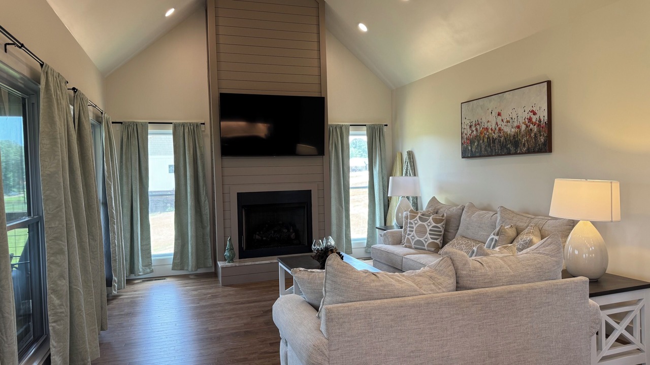 Photo of Livingroom in Decaturville