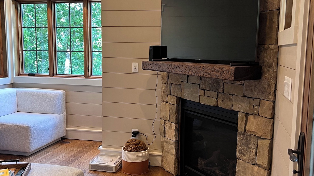 Photo of Livingroom in Fletcher