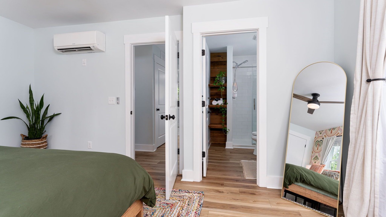 Photo of Bedroom in Wrightsboro
