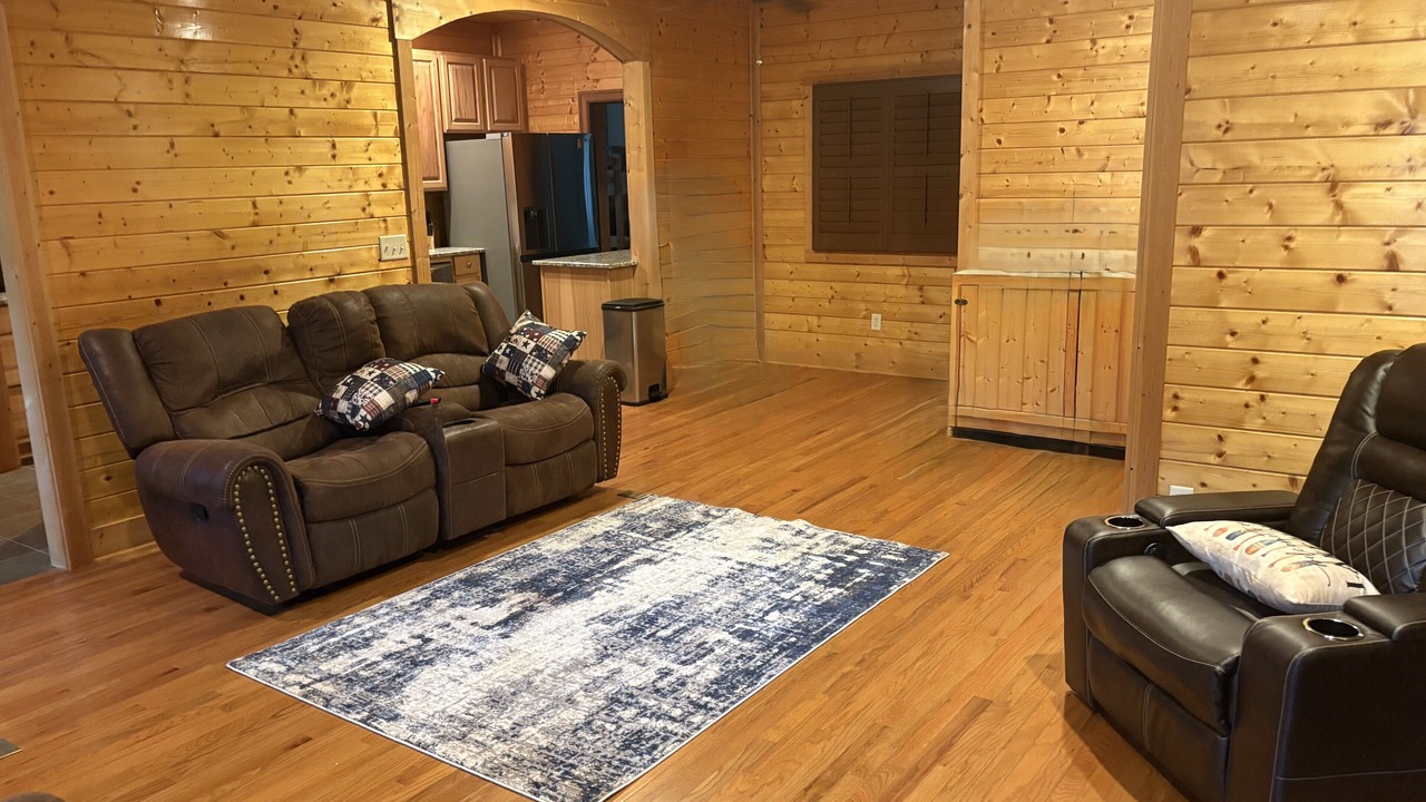 Photo of Others in Pine Level