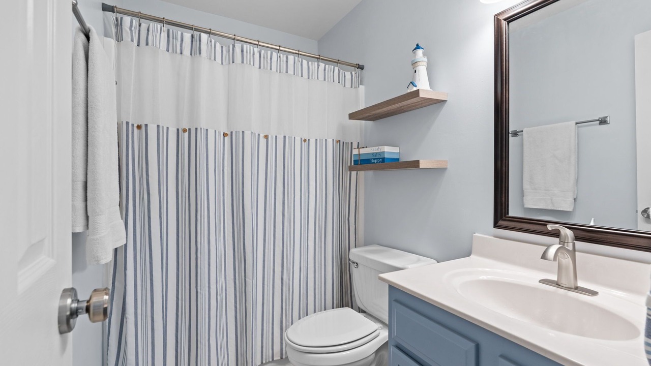 Photo of Bathroom in Tranquil Harbour