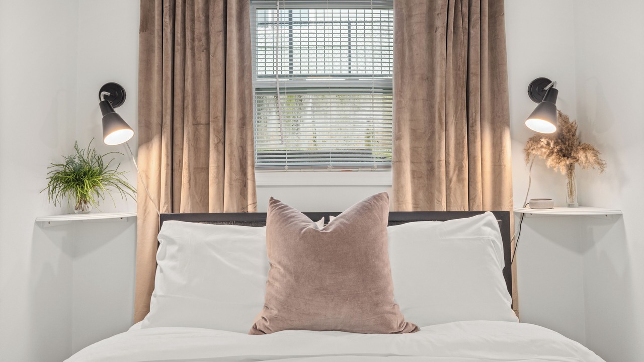 Photo of Bedroom in Melrose