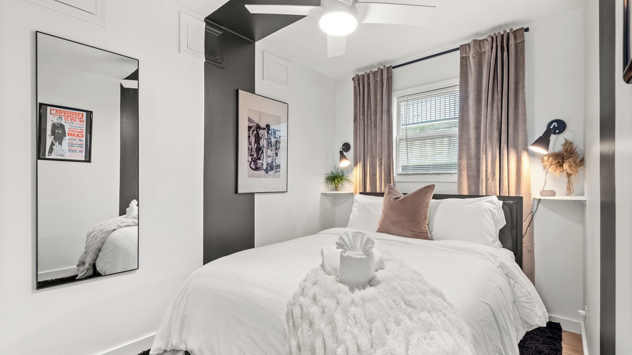 Photo of Bedroom in Melrose