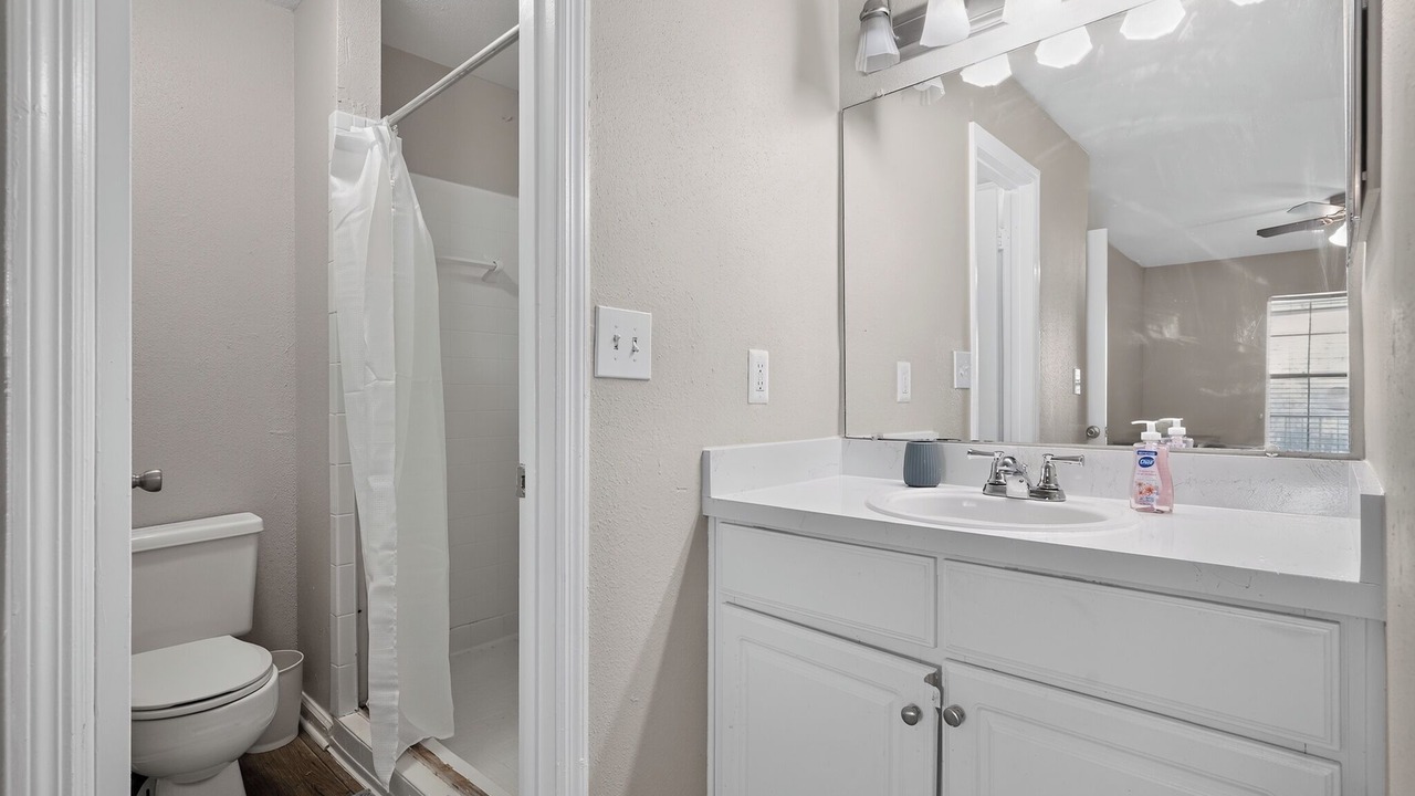 Photo of Bathroom in Antioch