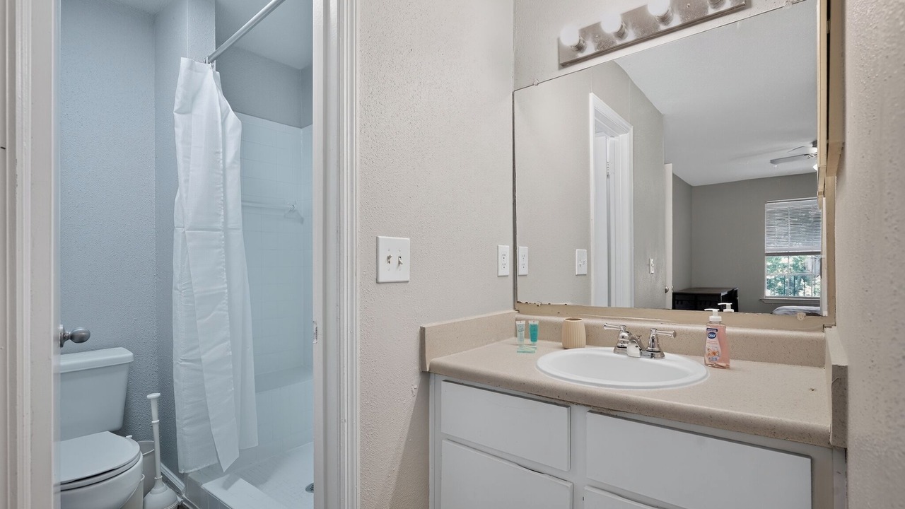Photo of Bathroom in Antioch