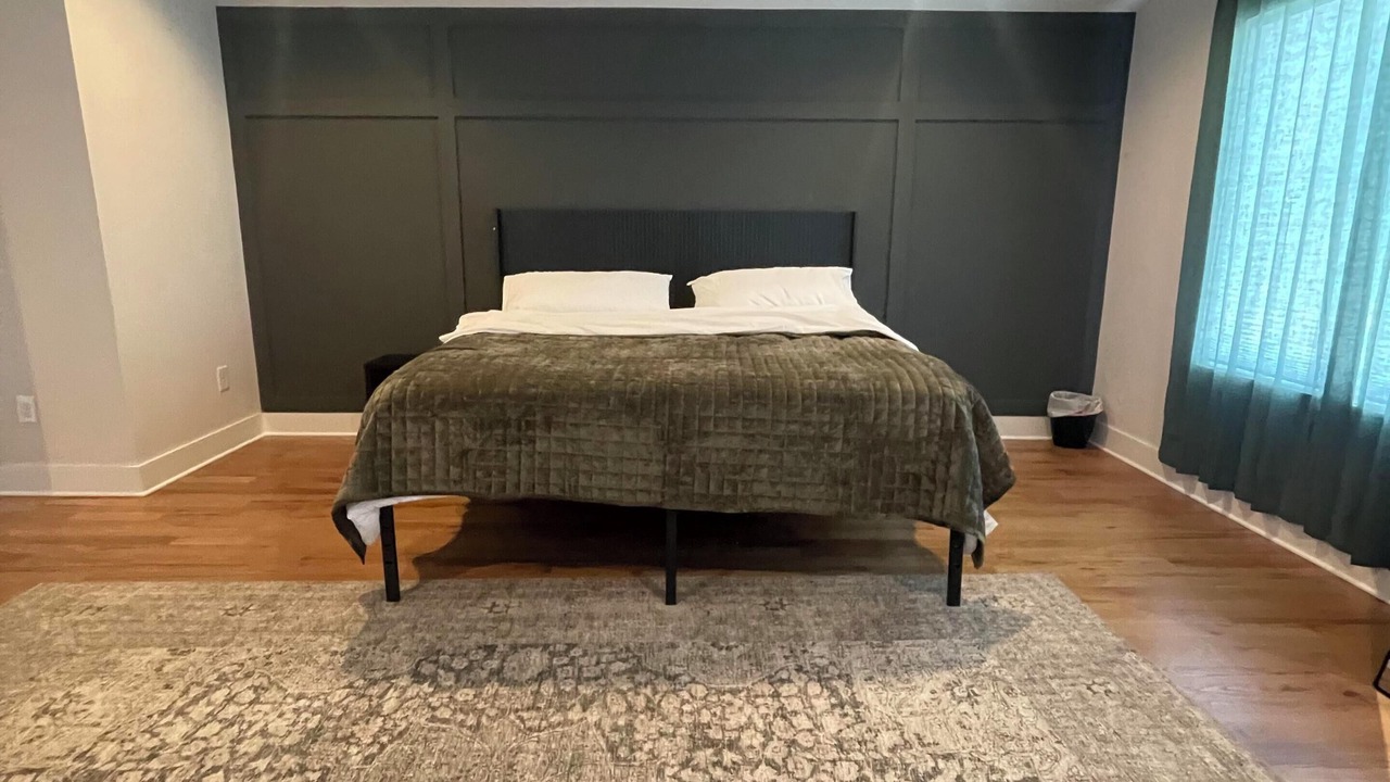 Photo of Bedroom in Inglewood