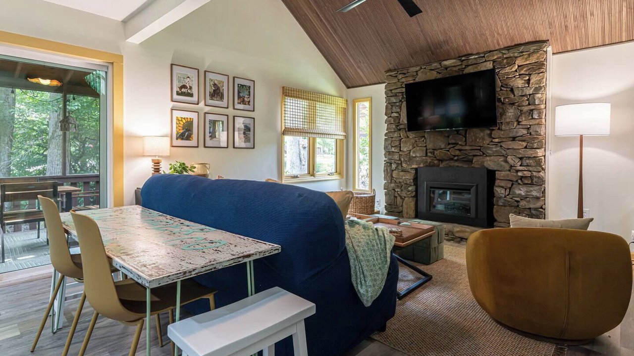 Photo of Livingroom in Fletcher
