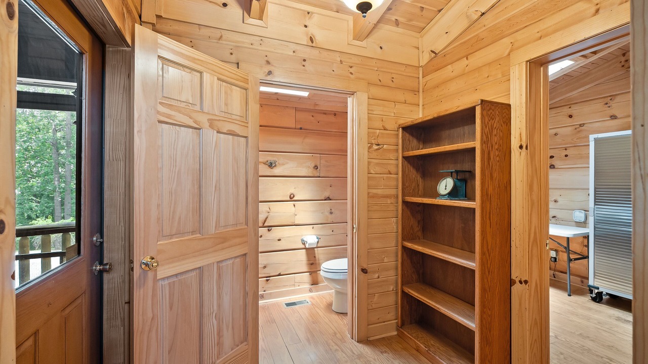 Photo of Bathroom in Smithville