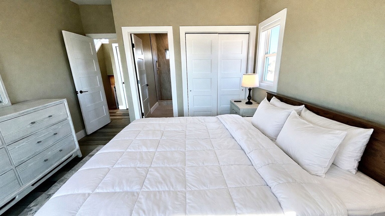 Photo of Bedroom in Carova Beach