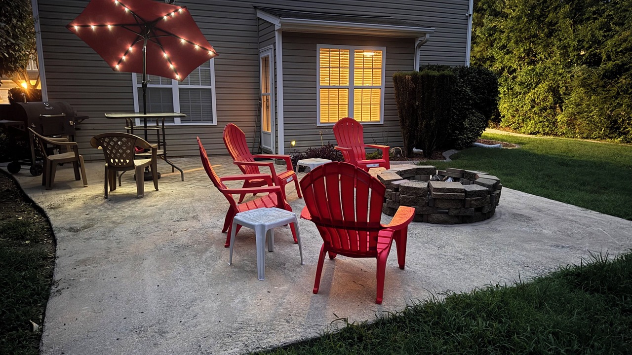 Photo of Patio Balcony in Southeast Raleigh