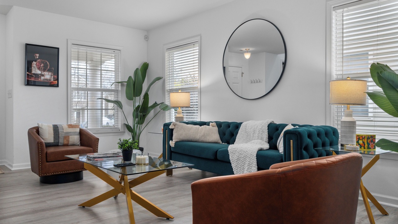 Photo of Livingroom in Northeast Raleigh