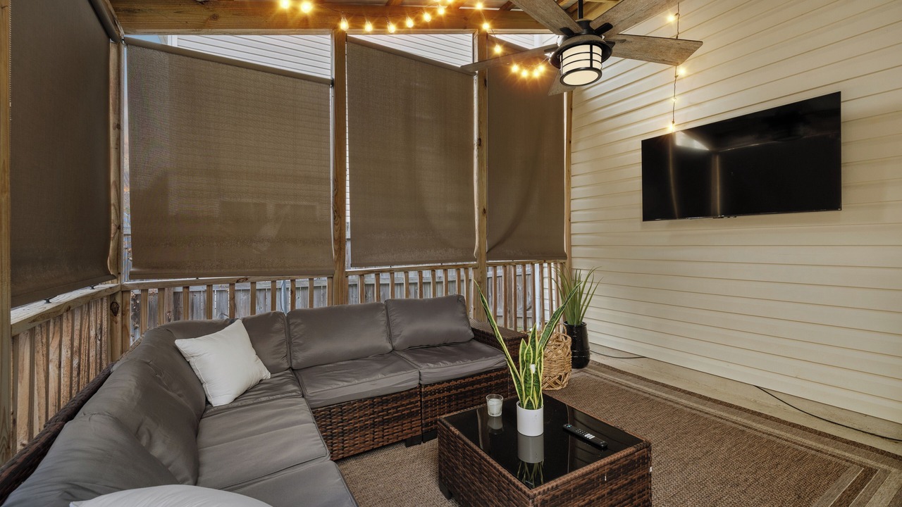 Photo of Livingroom in Northeast Raleigh
