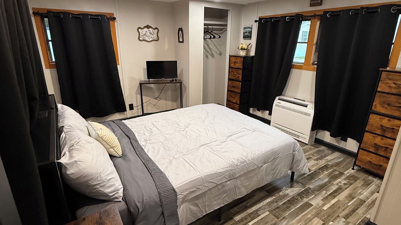 Photo of Bedroom in Hubert