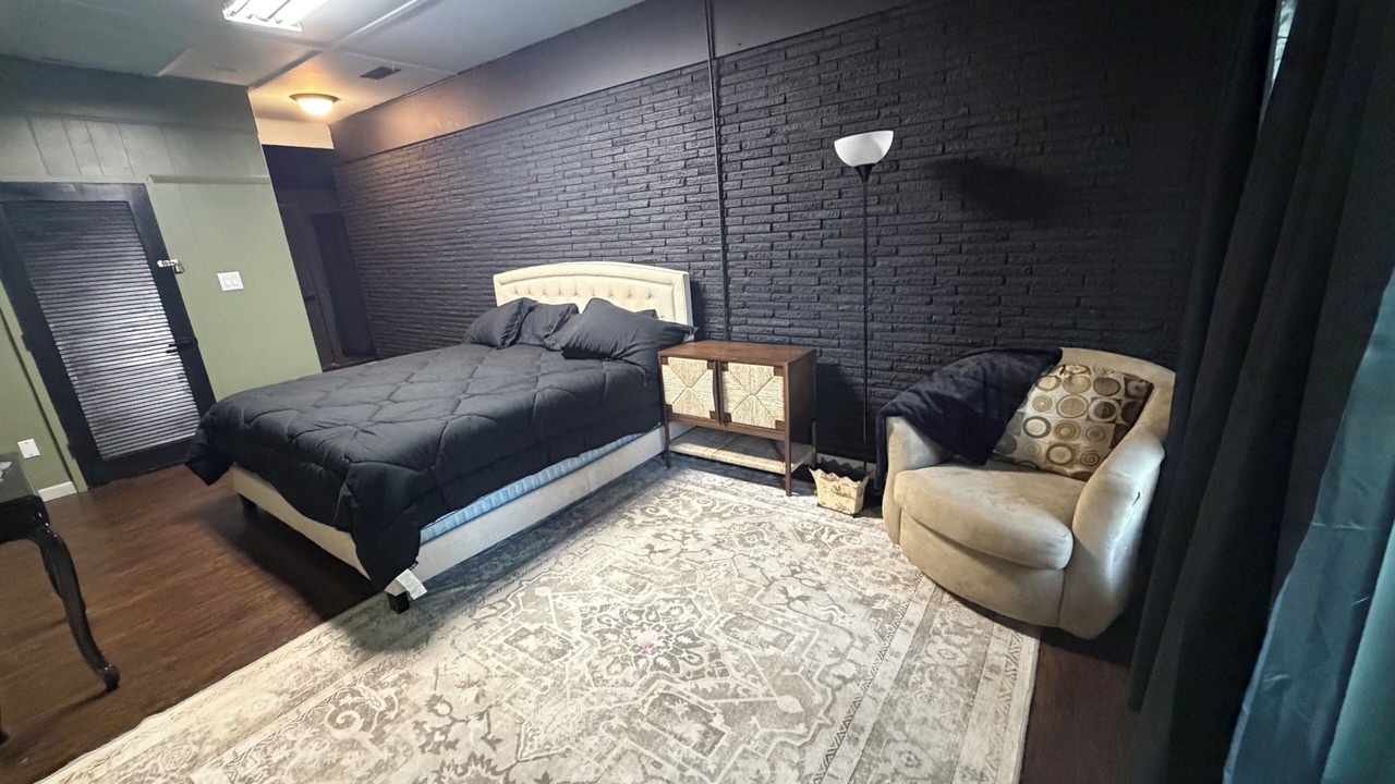 Photo of Bedroom in Muscle Shoals