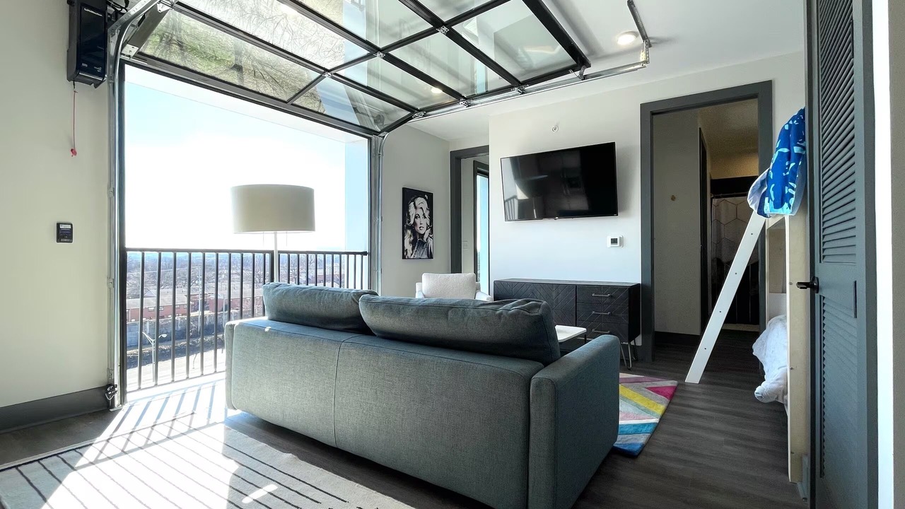 Photo of Livingroom in Academy Square