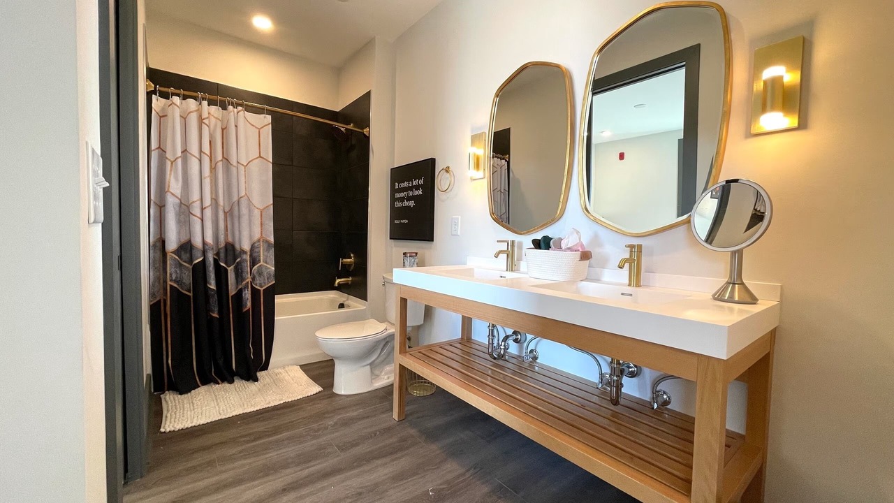 Photo of Bathroom in Academy Square
