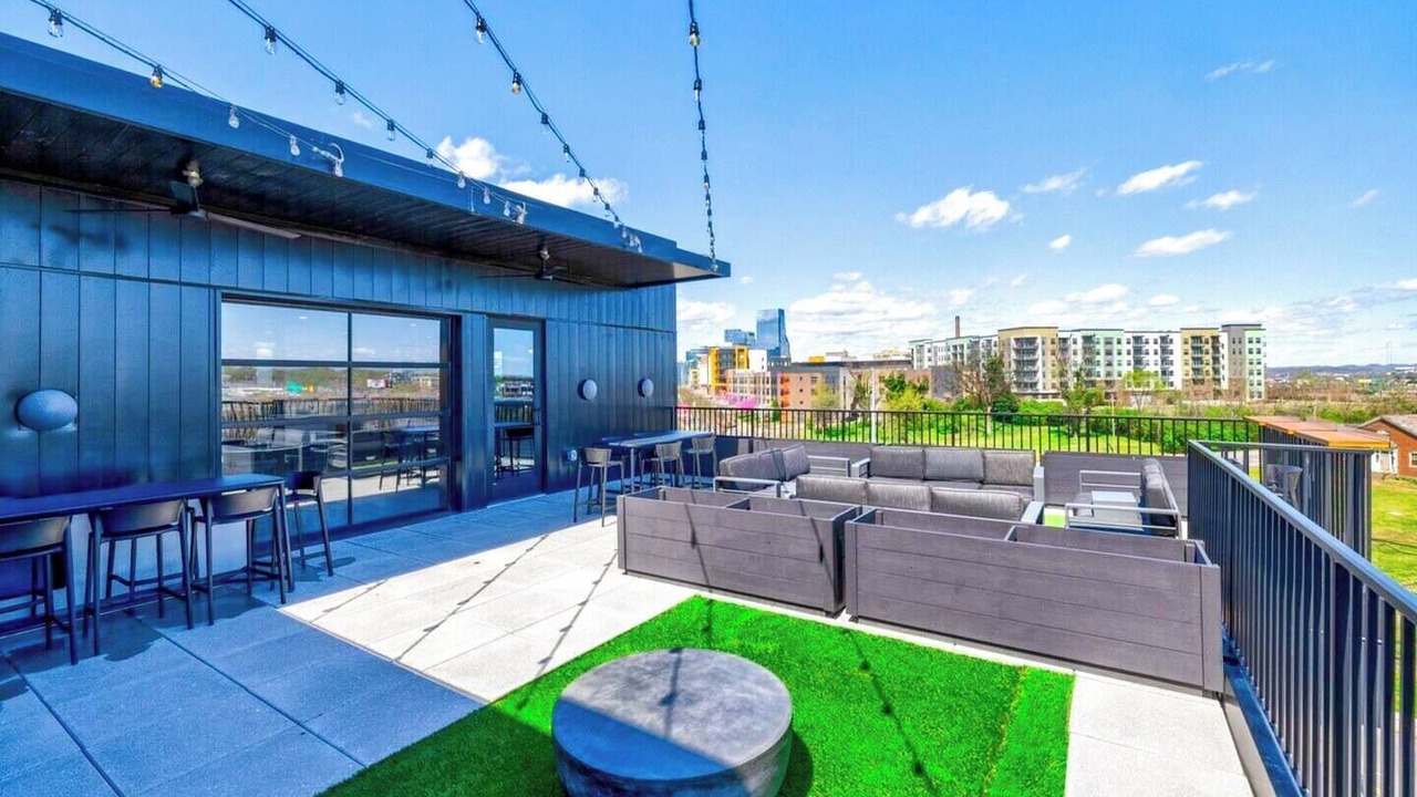 Photo of Outdoor in Academy Square