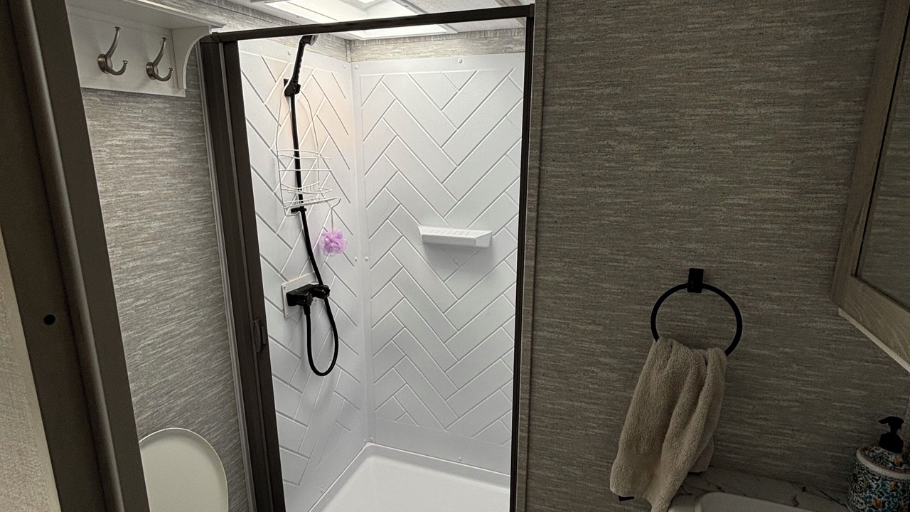 Photo of Bathroom in Fentress