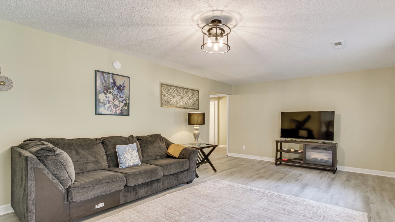Photo of Livingroom in Decatur