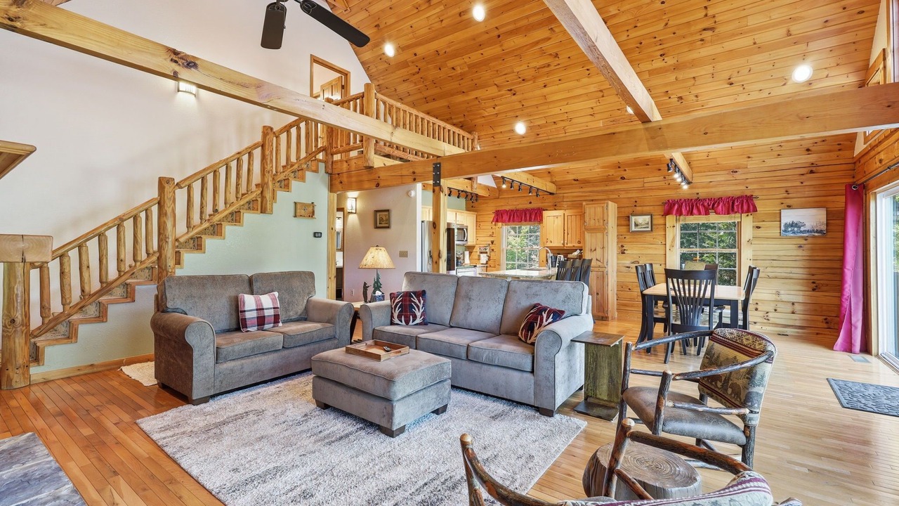 Photo of Livingroom in Bostic