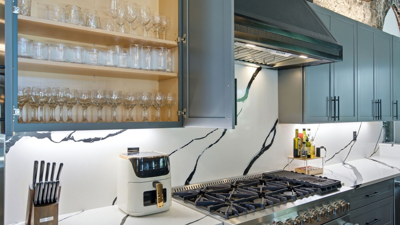 Photo of Kitchen in Wilmington Historic District