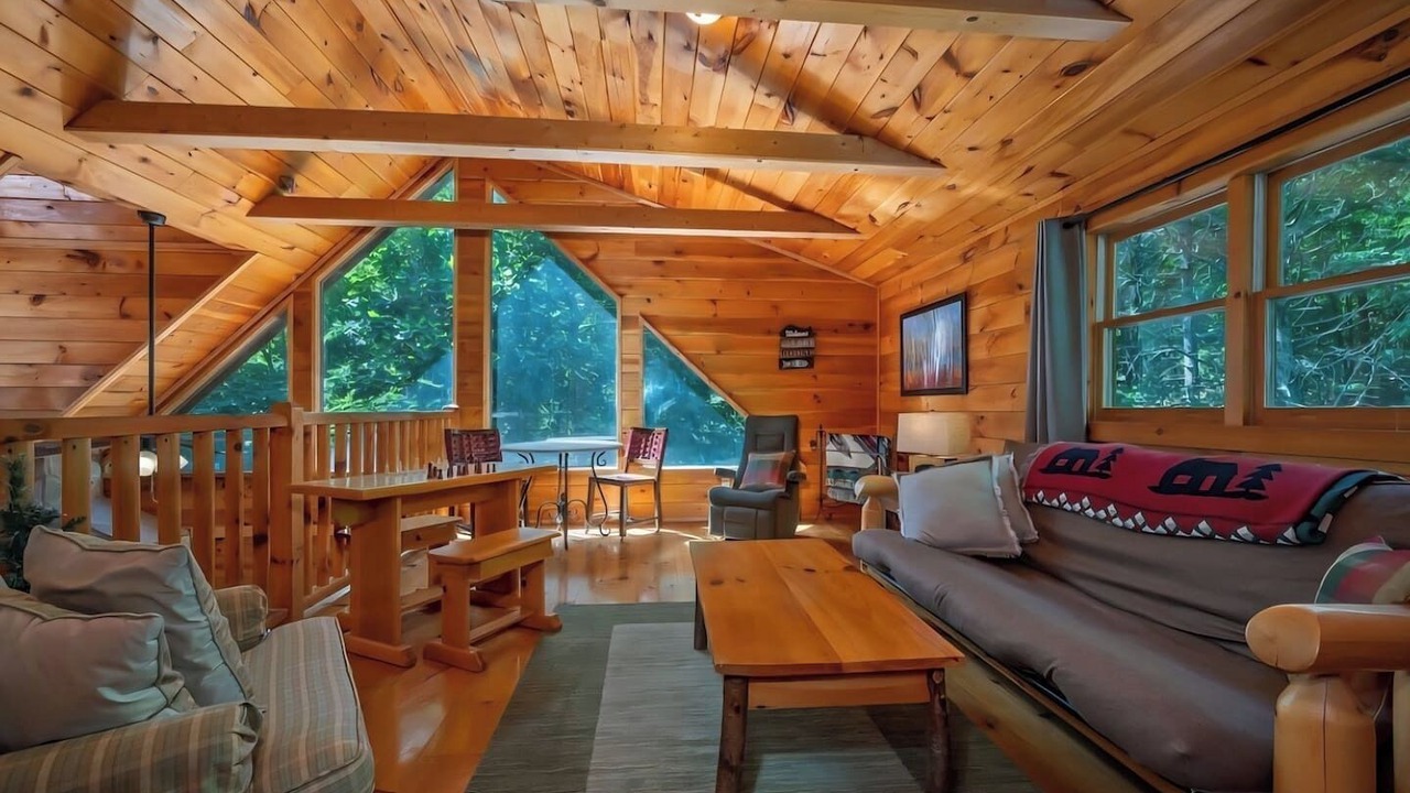 Photo of Livingroom in Lake Lure