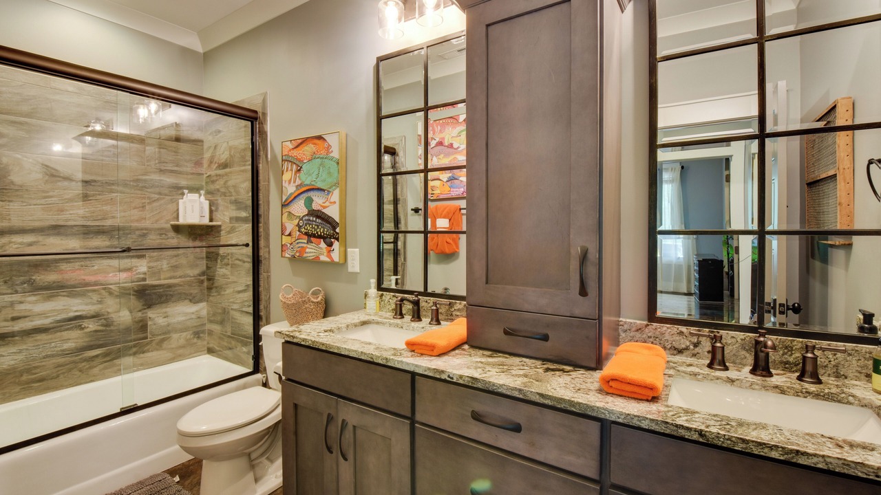 Photo of Bathroom in West Union