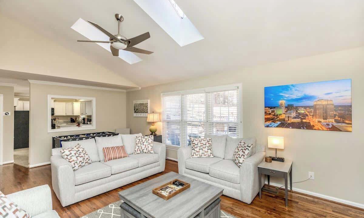 Photo of Livingroom in Greensboro