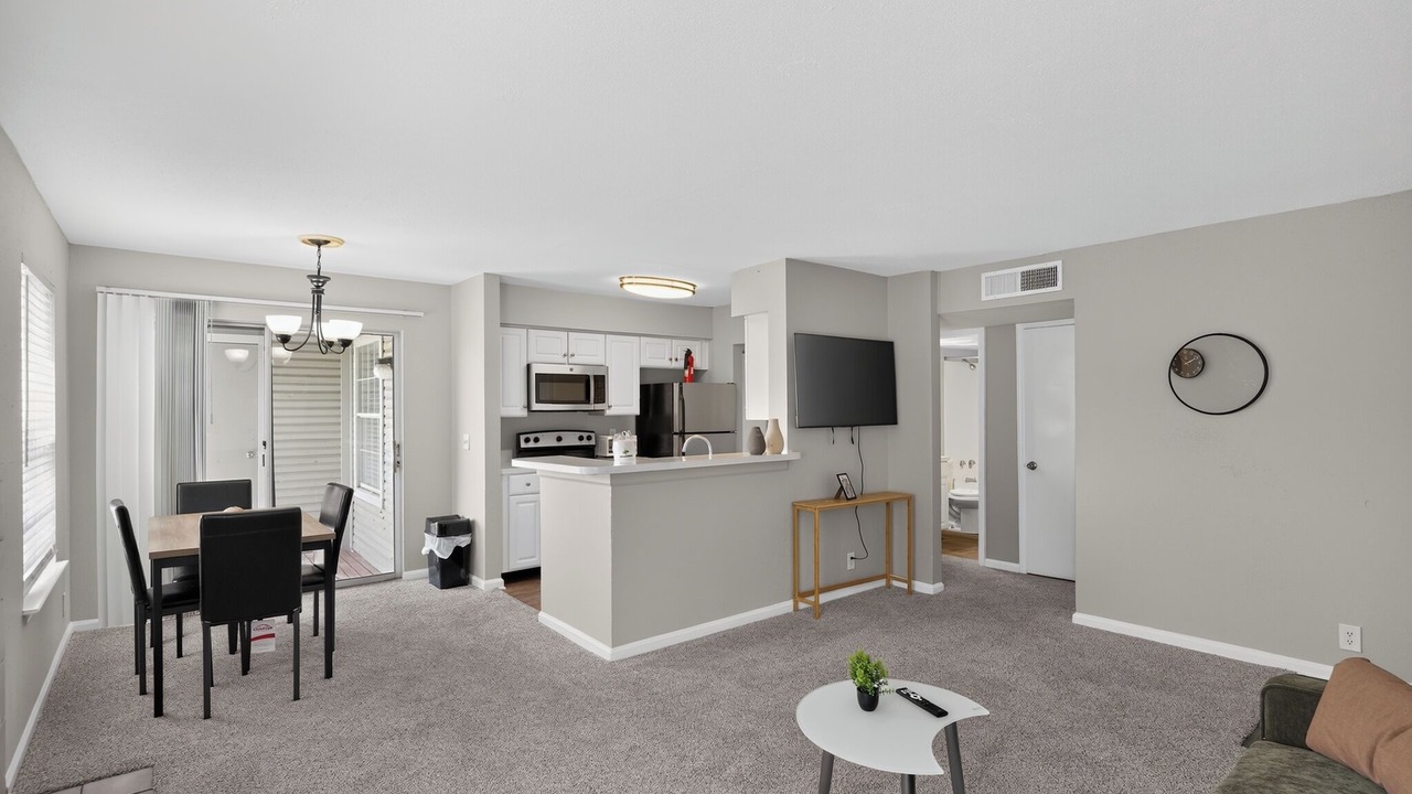 Photo of Livingroom in Antioch