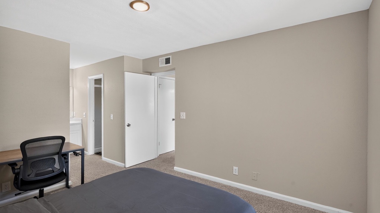 Photo of Bedroom in Antioch