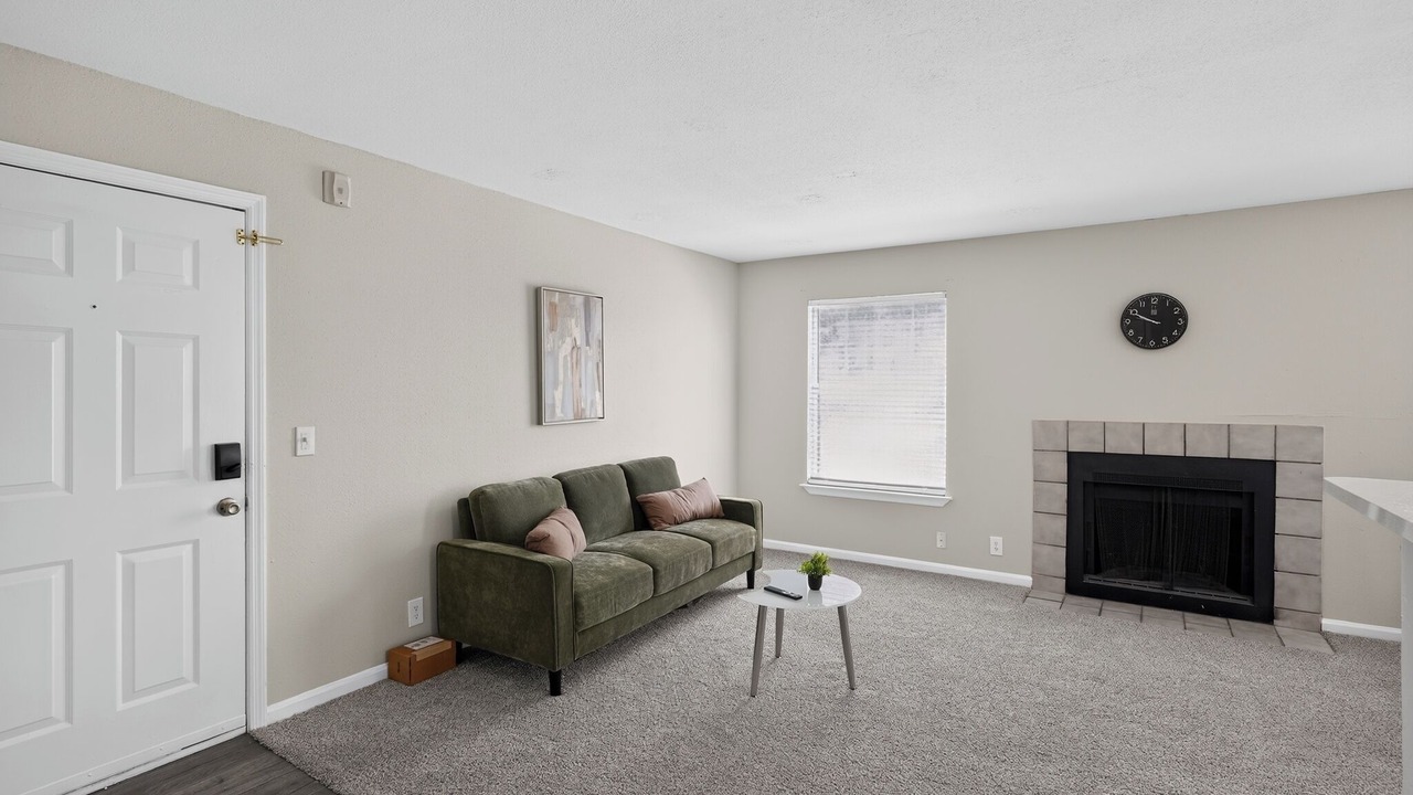 Photo of Livingroom in Antioch
