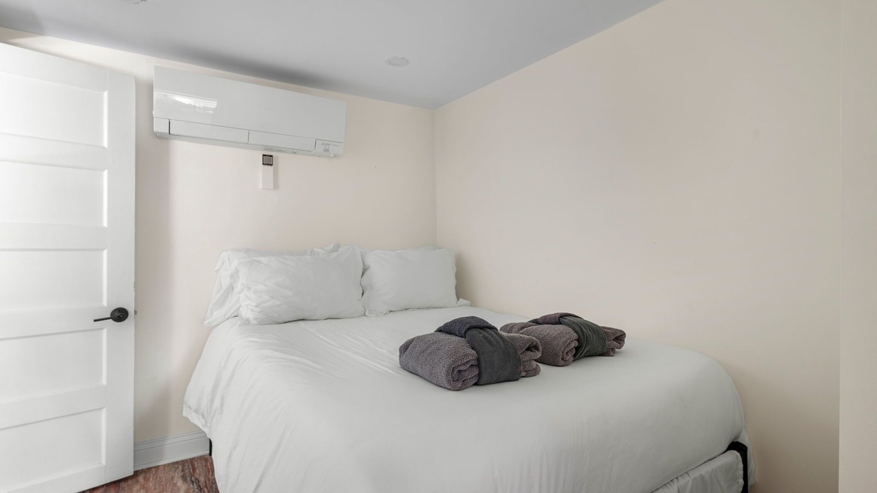 Photo of Bedroom in Folly Beach