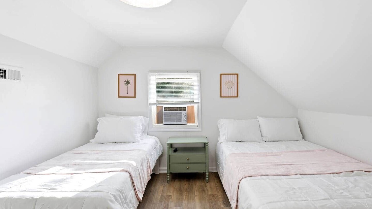 Photo of Bedroom in Silver Lake