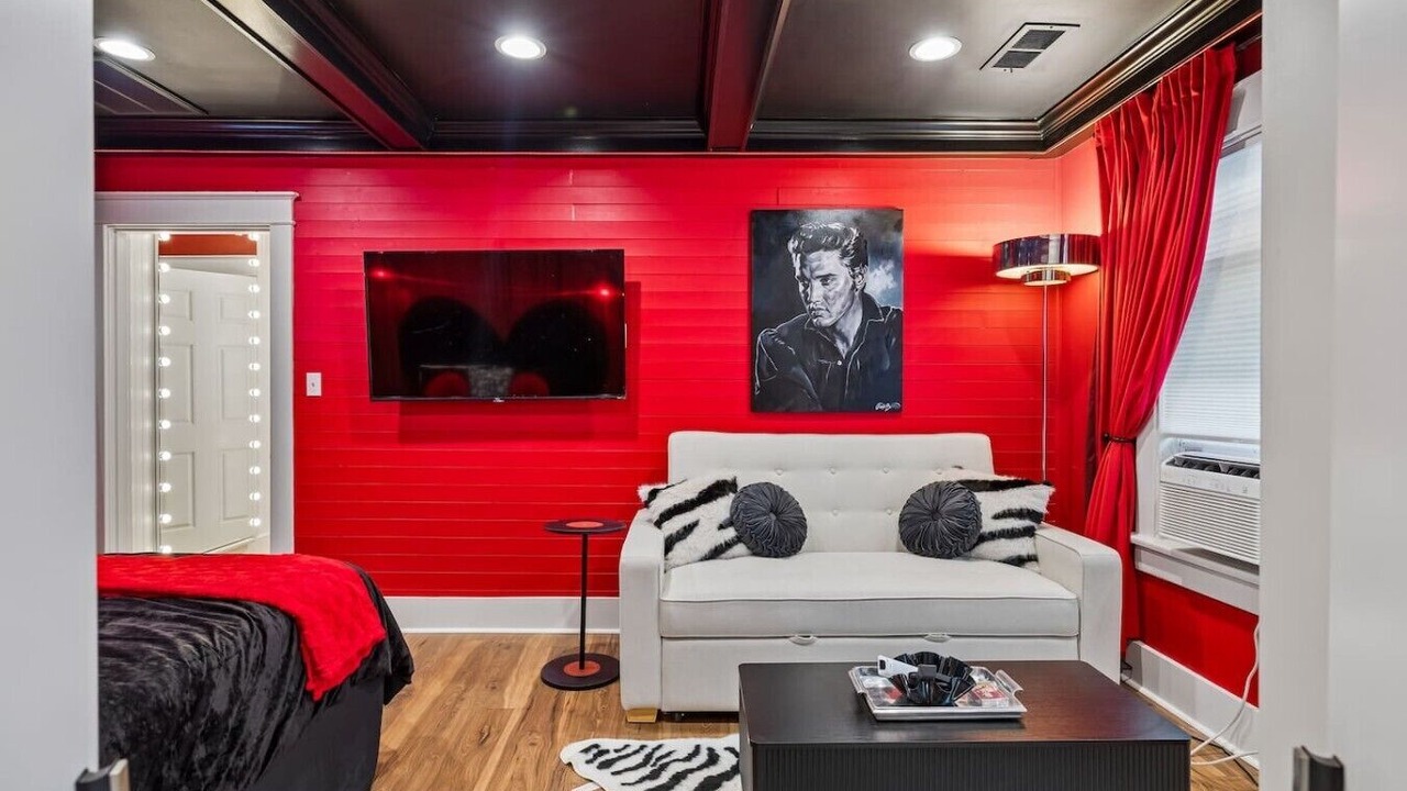 Photo of Bedroom in Hillsboro Village