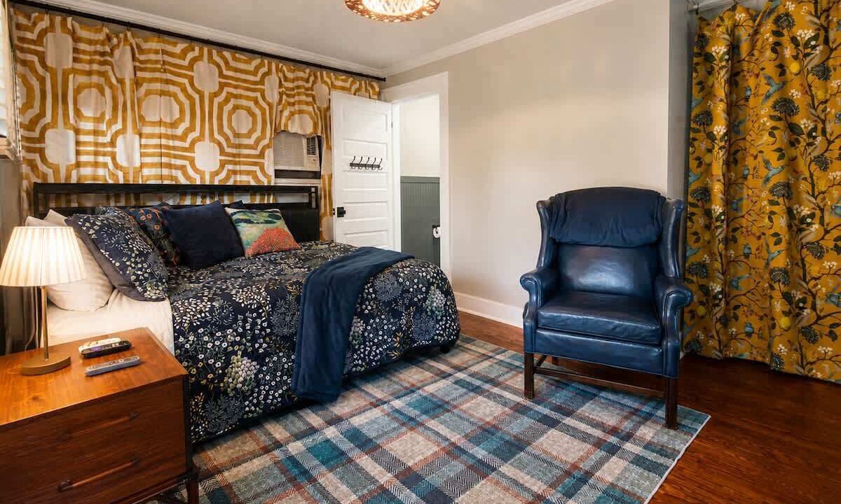 Photo of Bedroom in Montgomery