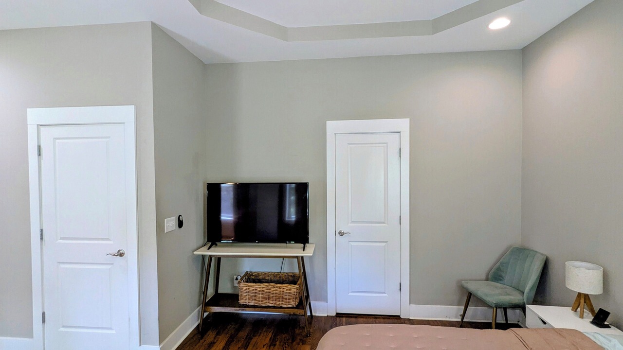 Photo of Bedroom in Inglewood