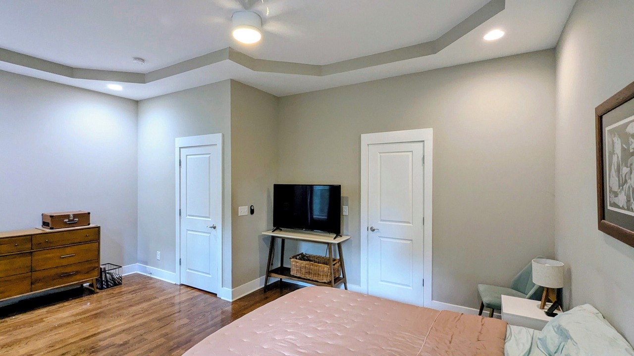 Photo of Bedroom in Inglewood