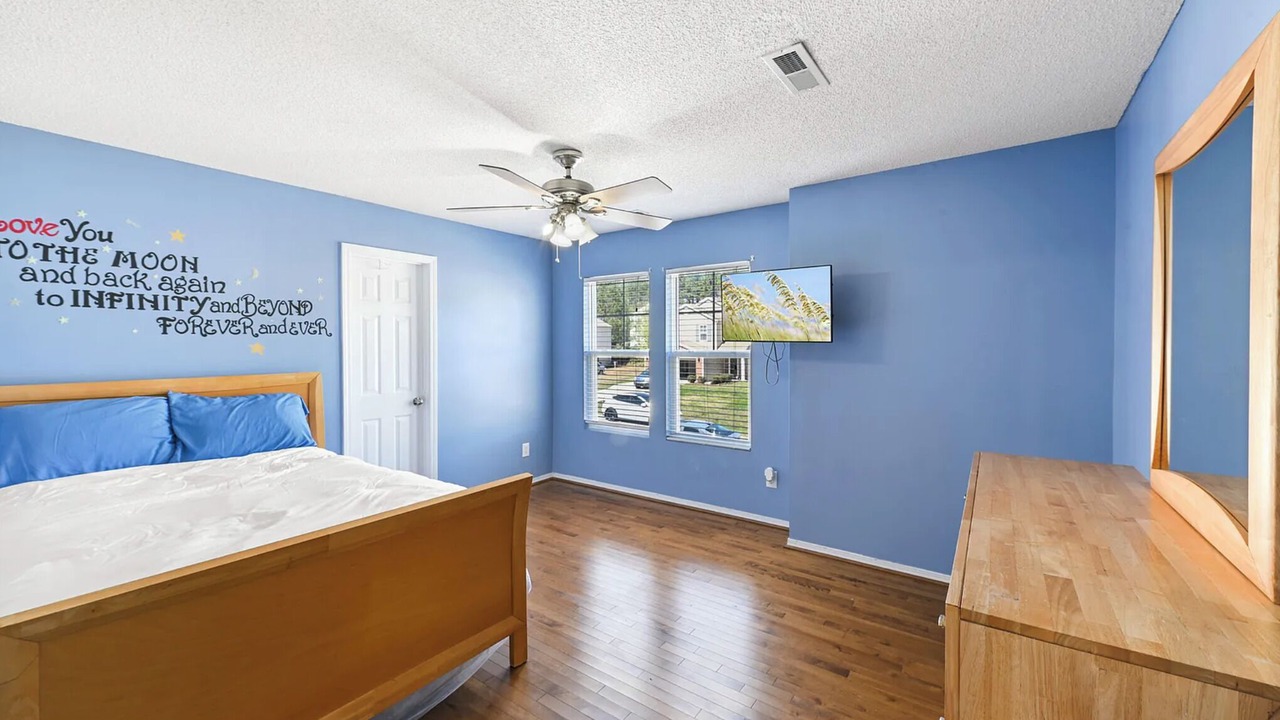 Photo of Bedroom in Knightdale
