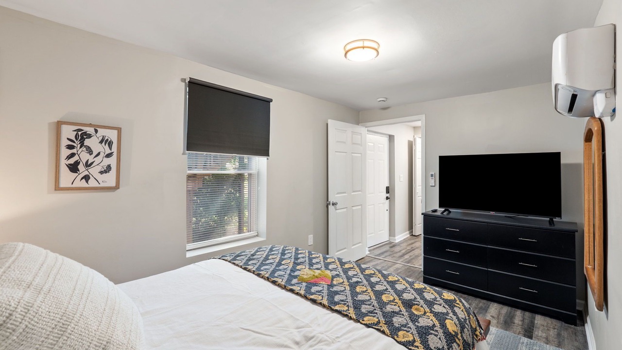 Photo of Bedroom in Lewisville