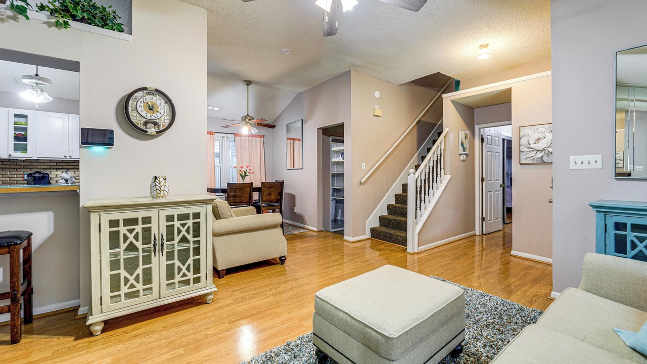 Photo of Livingroom in Piney Green