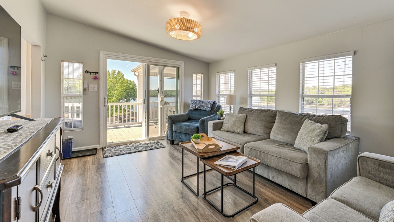 Photo of Livingroom in New London