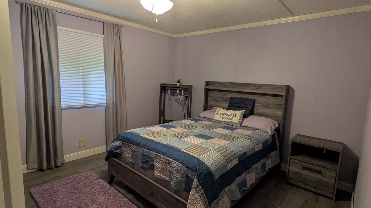 Photo of Bedroom in Laurel Springs