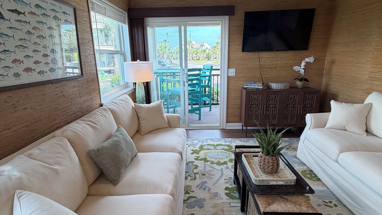 Photo of Livingroom in Gulf Stream Estates
