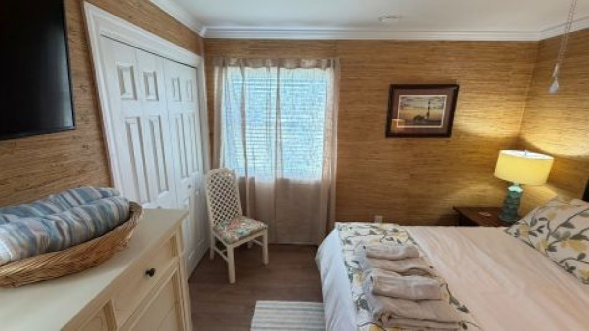 Photo of Bedroom in Gulf Stream Estates