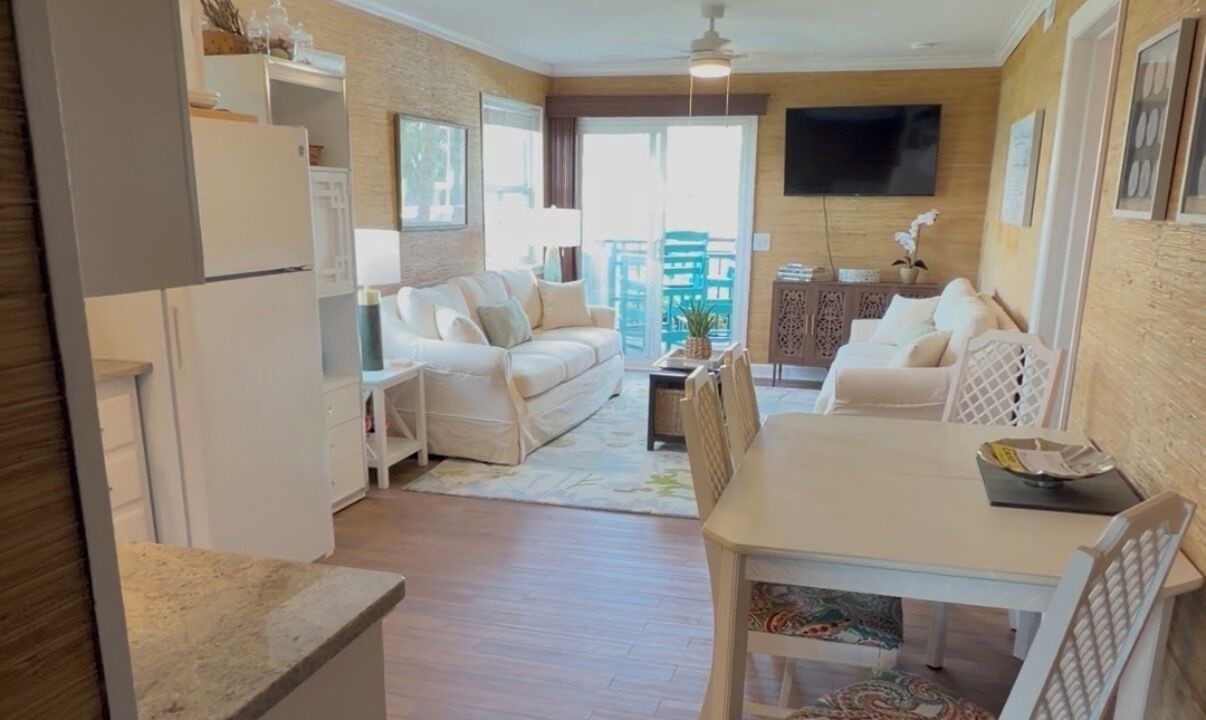 Photo of Livingroom in Gulf Stream Estates