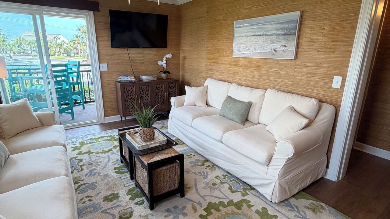 Photo of Livingroom in Gulf Stream Estates
