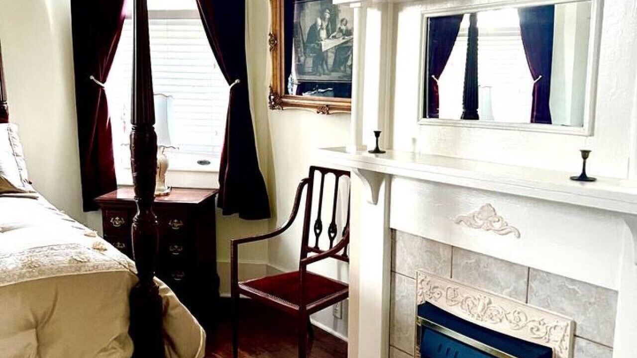 Photo of Bedroom in Thomas Square