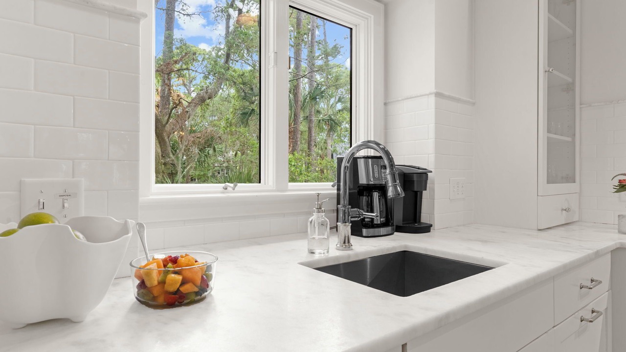 Photo of Kitchen in Vanderhorst Plantation